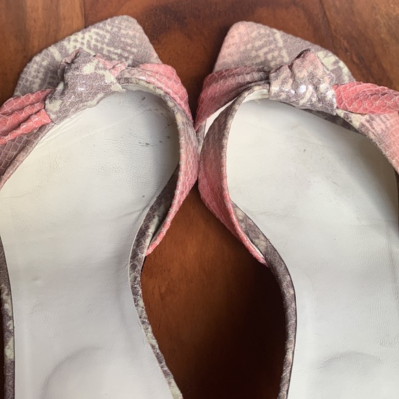 Stuart Weitzman kitten heal 2.5 inch pink gray bow snake print 8 leather sole - Picture 7 of 13